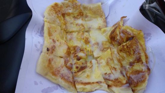 Und das ist das verzehrfertige Exemplar, mit süßer Kokosmilch übergossen echt lecker.