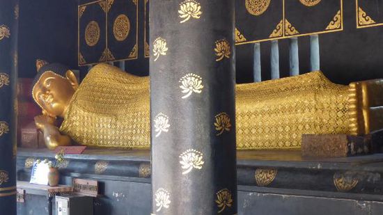 Der zweite liegende Buddha, damit ist das "Tempelprogramm" erst mal durch, denn die SD-Karte ist voll.
