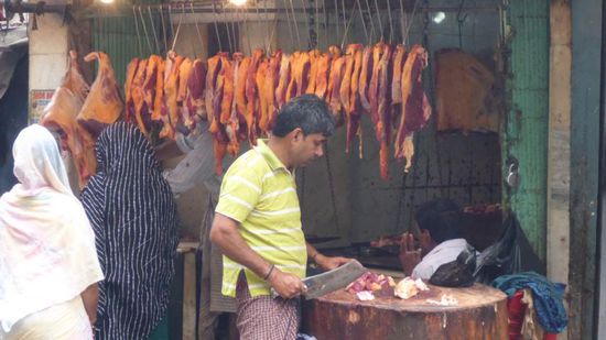 Hier mal wieder ein Blick auf den örtlichen Metzger.