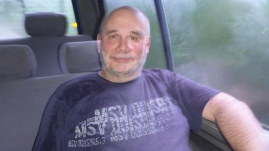 Am batad-Saddle war erst mal Klamottenwechsel angesgt und dann glücklich und zufrieden Plattz genommen.Ich glaube, man kann erkennen, dass es anstrengend, aber schön war.