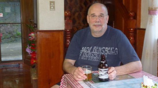 Das "Zielbier" und STEIFEN ZEIGEN" auch auf den Philippinen.