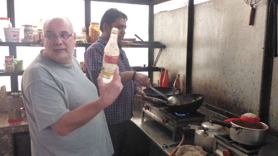 Zur Protokollantin immer wieder die Hinweise auf die Zutaten