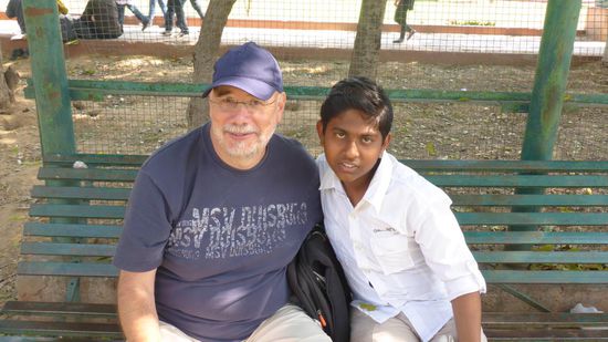 Das ist ein Foto, das vor 4 Jahren entstanden ist, rechts Manthan....