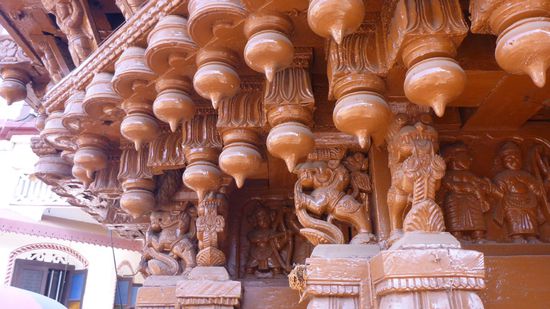 ... der ganze Wagen toll verziert