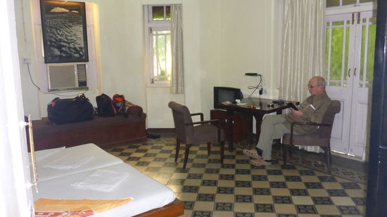 Eines unserer Zimmer im Bentleys Hotel mitten in Colaba