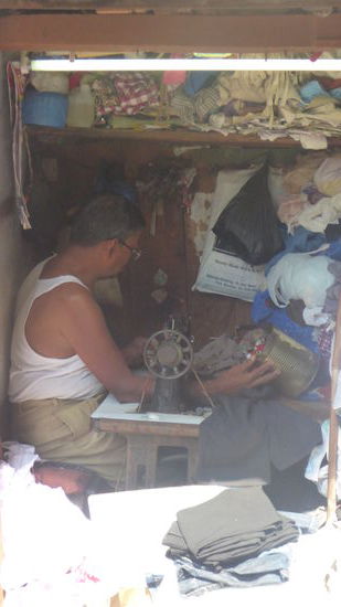 Im Gegensatz zu dem, der hat eine "Werkstatt"