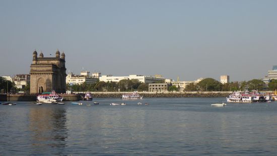 ... und ein herrlicher Blick von der Dachterrasse...