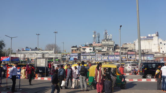 Auf dem kürzesten Weg die 350m an den ganhzen Schleppern vorbei zum Hotel....