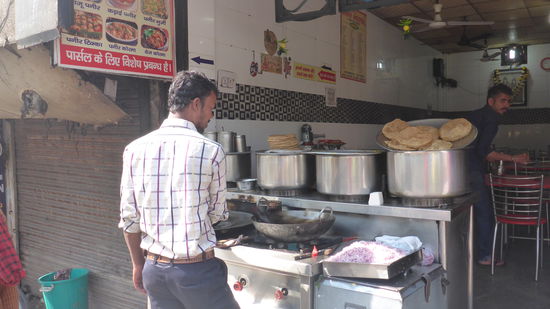Street-Food ist hier normal und kein "Festival", trotzdem obendrein noch lecker!!