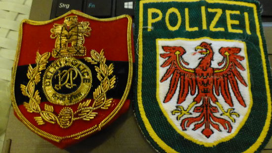 Hier beide auf einem Bild.