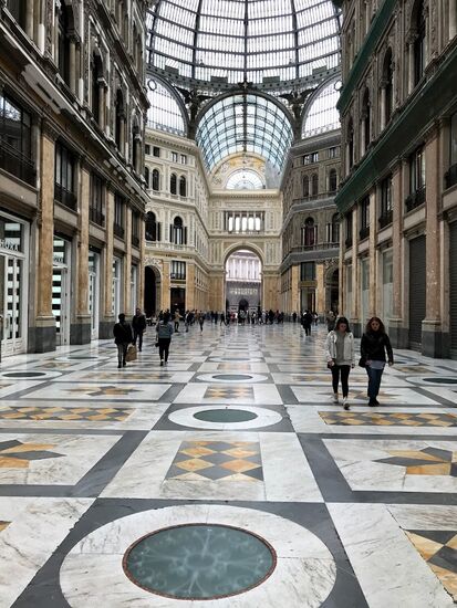 Galeriea Umberto , ein Einkaufstempel.