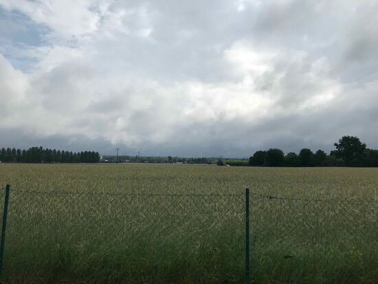 Die Wolken hängen tief