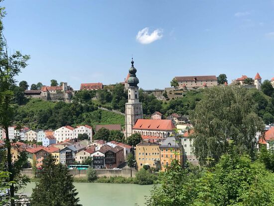 Und so empfängt mich Burghausen, wunderschön!! Keine Schlote mehr zu sehen.