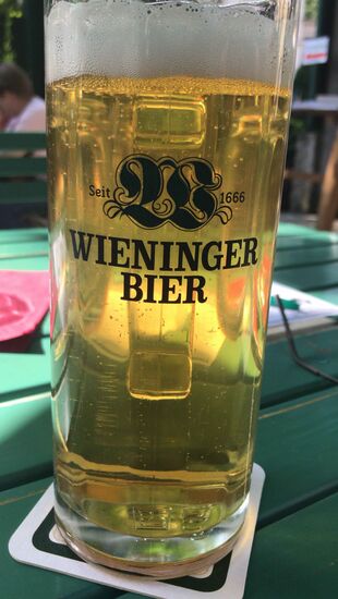 Und der Besuch im Biergarten.