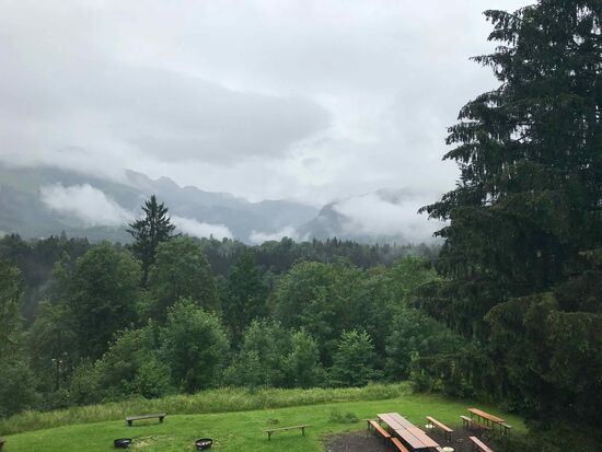 Wenn jetzt die Wolken und der Regen weg sind, kann der Blick vermutlich richtig schön werden.