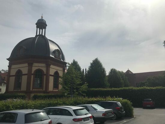 Und jetzt zur Fahrt, vorbei am Kloster Holzkirchen...