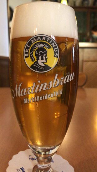 Und dazu ein Martinsbräu aus der Gegend
