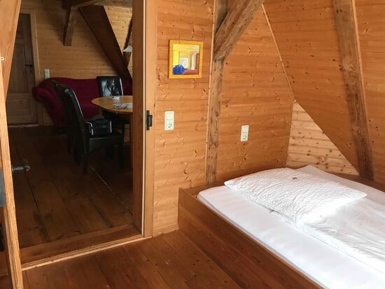 Eines der Schlafzimmer (ich werde der Einfachheit halber nur dieses benutzen