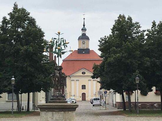 Oranienbaum, sehr großzügig gebaut.