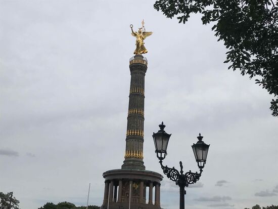 Die "Goldelse"(Siegessäule) am Großen Stern.