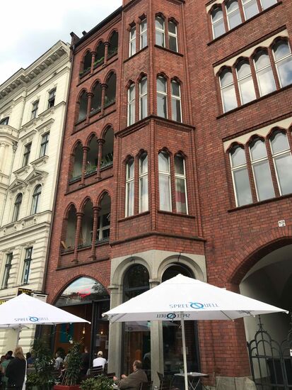 Den Abend verbringe ich mit Georg und Stephan im Kreuzberger Himmel.