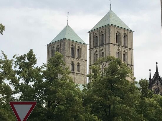 Der Dom in Münster in Sichtweite.