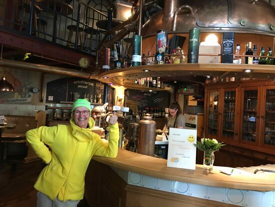 Darf ich vorstellen: Micky-Maus (hat sie selber gesagt. ), ihr Sohn lebt in Duisburg und aufgrund meines MSV-Shirts hat sie mich gleich angesprochen.