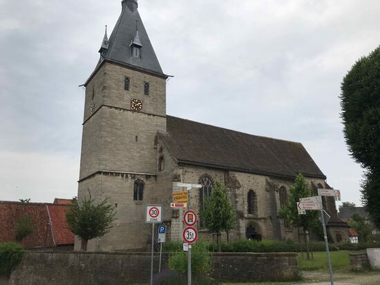 Die Kirche von Nieheim.