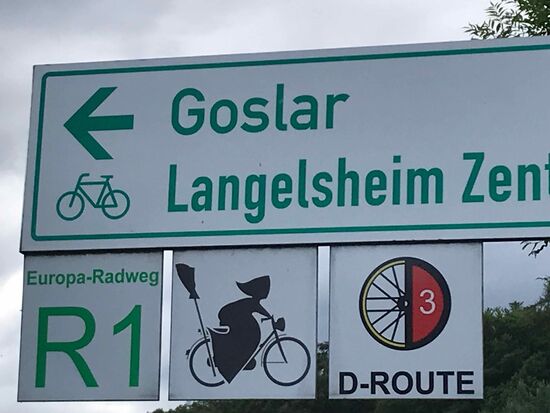 Und bis Goslar (oder weiter?) können wir auch der Hexenroute folgen