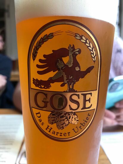 Das muss gefeiert werden mit Trank und