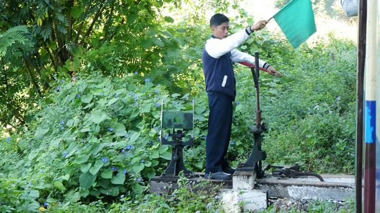 hier gibts noch Handarbeit