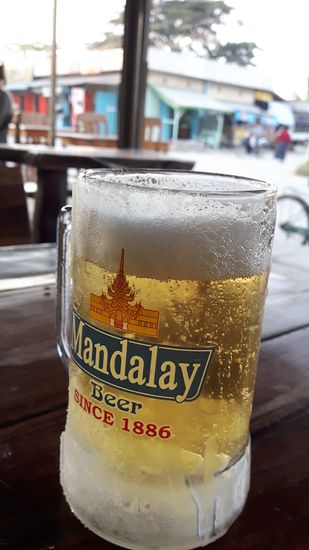 nachmittags dann ein eisgekühltes frisch gezapftes Bier..... lecker