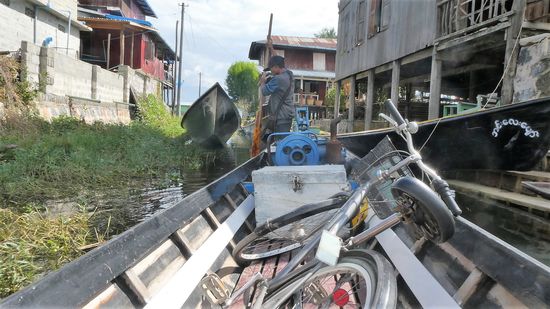 mit Fahrrad aufs Boot
