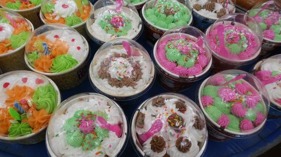 auch das Dessert ist schön bunt