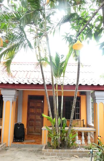 ...eigener kleiner Terasse.