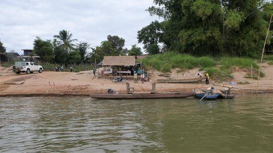 der kleine Fährhafen