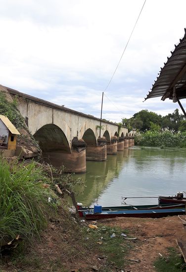 die alte französische Brücke