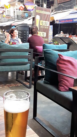 siehe Plakat - das Bier kostet 0,50 $