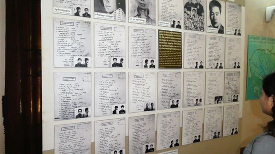 die Menschen wurden genau katalogisiert, fotografiert und in Registern aufgezeichnet..