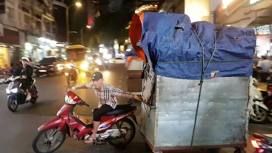 ... losfahren ohne gucken. Aufpassen tun die anderen