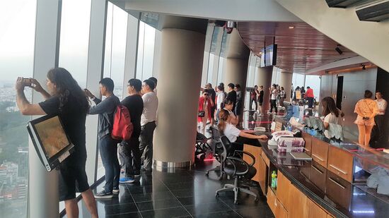 warten auf den Sonnenuntergang