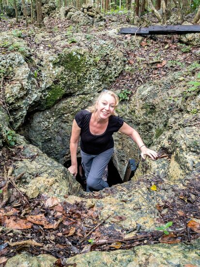 Unten ist es kühl, aber die Luftfeuchtigkeit beträgt fast 100%.