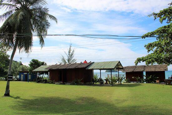 die linke Hütte ist unsere
