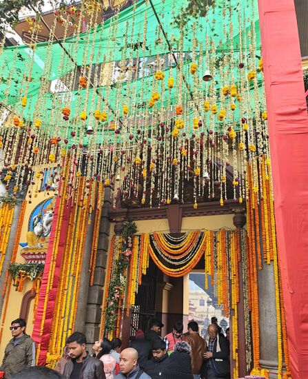 das Innere des Tempels dürfen nur Hindus betreten