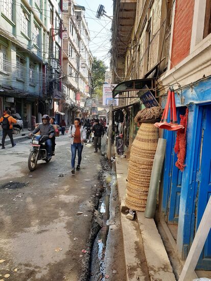 manche Straßen geteert...
