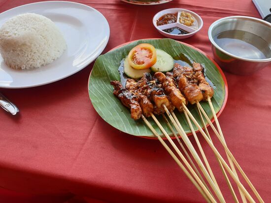 Lecker chicken satay