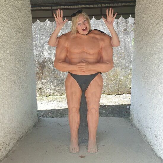 Hier im Bild "Miss Ana Bolika"