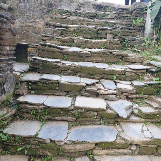 Wenn es hier wenigstens was zum festhalten gäbe!