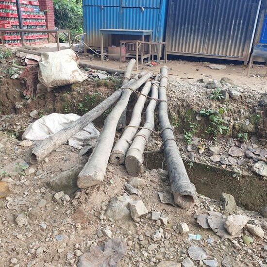 Come and see my shop! Die Brücken sind nicht einfacher als die vielen Treppen zu bewältigen.