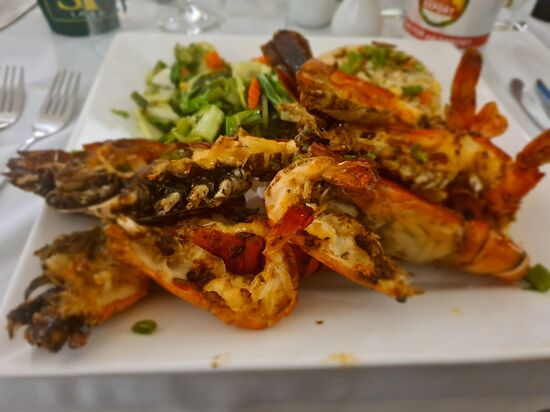 Und nochmal die leckeren gegrillten Sepik Prawns.